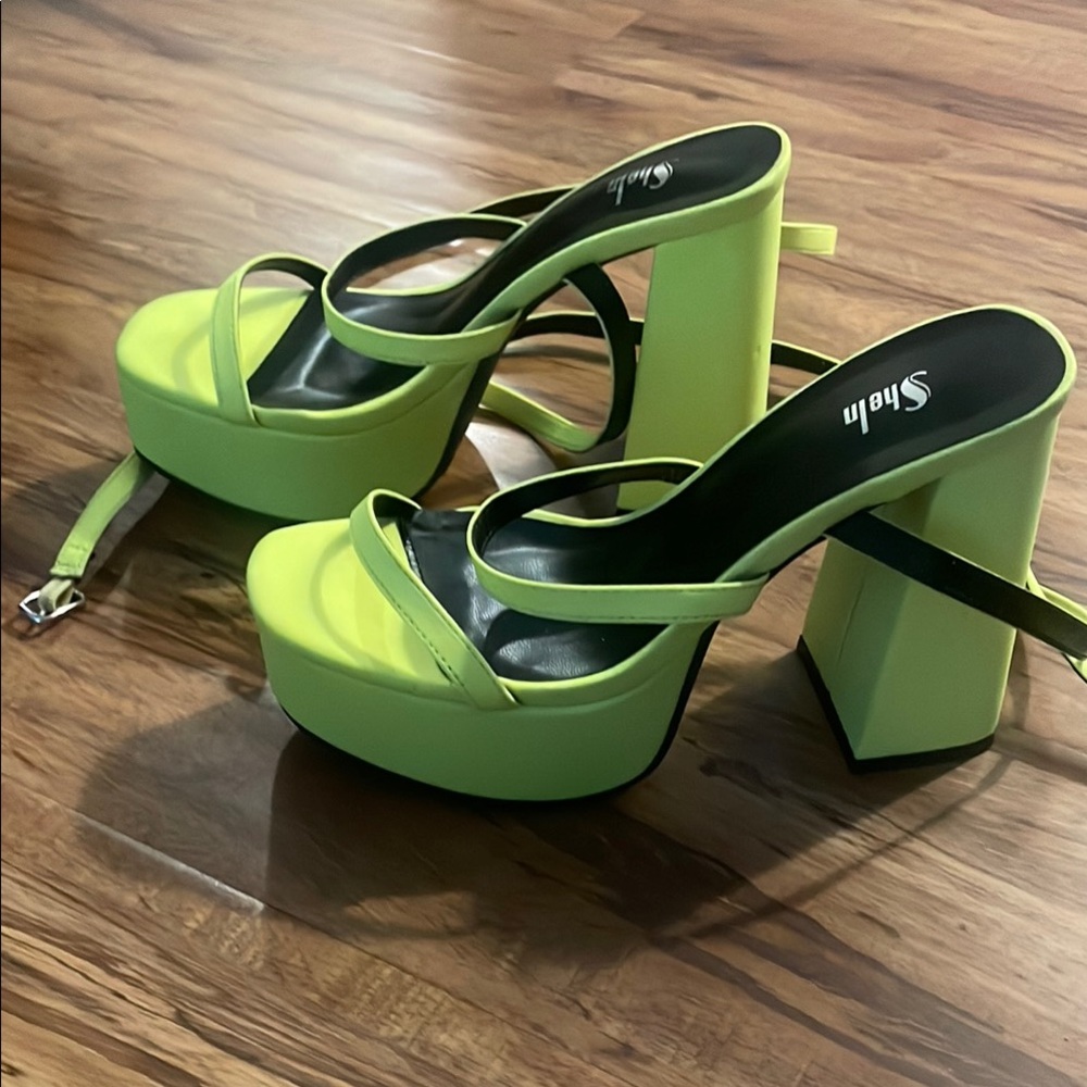 Stylish Lime Green Platform Heels